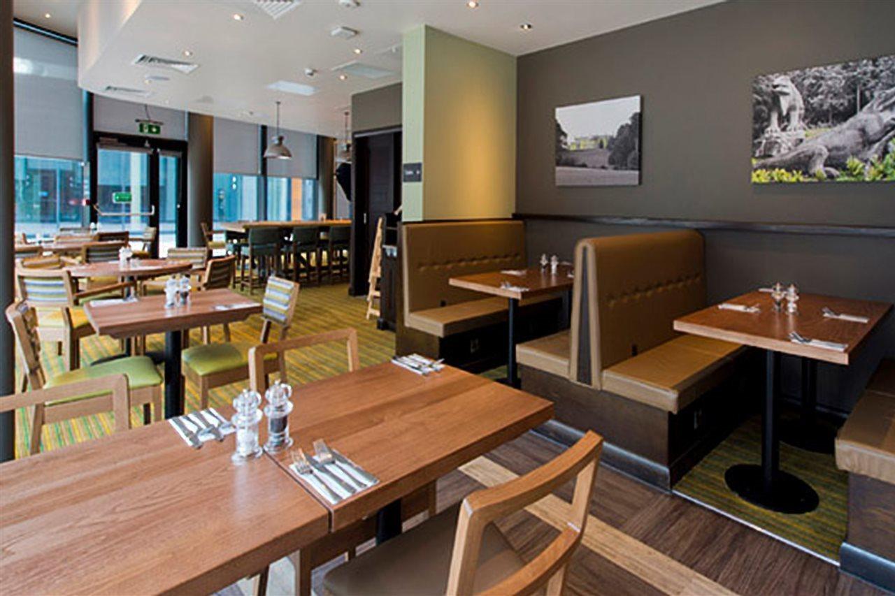 Premier Inn London Bromley Exterior photo